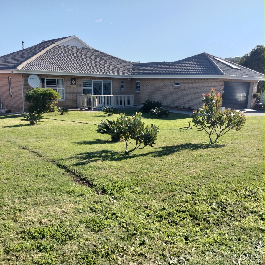 4 Bedroom Property for Sale in Grootbrakhoogte Western Cape